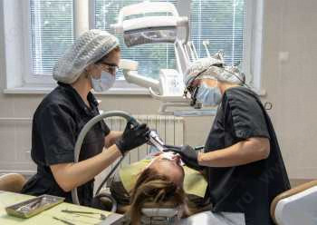 Сеть стоматологических клиник ЭVОЛЮЦИЯ (ЭВОЛЮЦИЯ) м. Мякинино