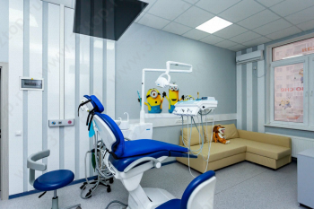 Сеть частных клиник СТОМОПОЛИС (ранее Народная стоматология) на 40-летия Победы