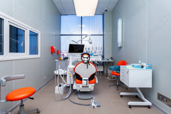 Сеть частных клиник СТОМОПОЛИС (ранее Народная стоматология) на Московской