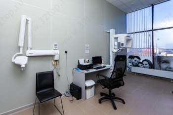 Сеть частных клиник СТОМОПОЛИС (ранее Народная стоматология) на Московской