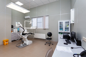 Сеть частных клиник СТОМОПОЛИС (ранее Народная стоматология) на Московской