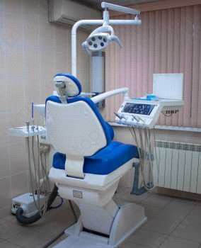 СОВРЕМЕННАЯ СТОМАТОЛОГИЯ на Коммунистическом