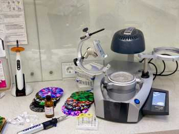 Стоматологический центр ROANGOLI (РОАНГОЛИ) м. Панфиловская