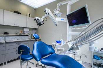 Стоматологическая клиника ДЕНТБЮРО м. Комендантский проспект