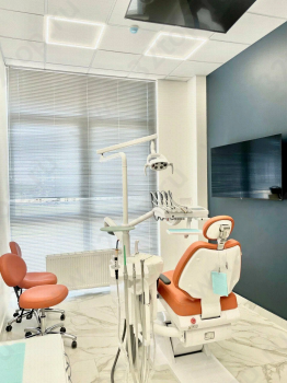 Стоматологическая клиника IMPLANT CLINIC (ИМПЛАНТ КЛИНИК) на Западном обходе