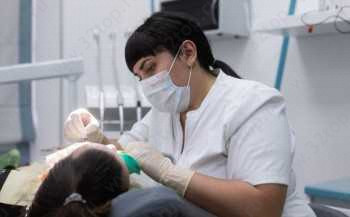 Стоматологическая клиника HI-TECH CLINIC (ХАЙТЕК КЛИНИК)