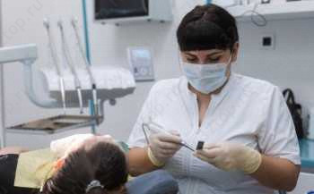 Стоматологическая клиника HI-TECH CLINIC (ХАЙТЕК КЛИНИК)