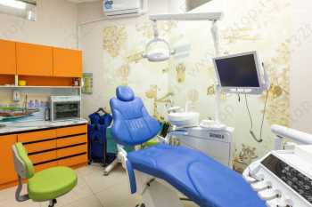 Стоматология для всей семьи FAMILY DENT (ФЭМИЛИ ДЕНТ) м. Суконная Слобода