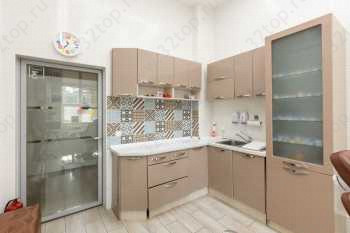 Стоматология для всей семьи FAMILY DENT (ФЭМИЛИ ДЕНТ) м. Суконная Слобода