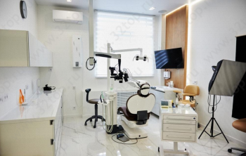 Стоматологическая клиника KOLЁSIN DENTAL CLINIC (КОЛЁСИН ДЕНТАЛ КЛИНИК) м. Российская