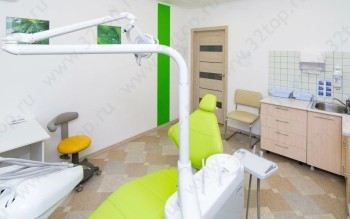 Центр имплантации и протезирования ДЕНТАЛЬ на Николая Семёнова