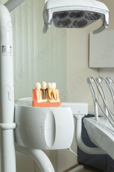 Сеть стоматологических клиник ДЕНТАРИЗ на Ефремова