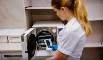 ЦЕНТР СОВРЕМЕННОЙ СТОМАТОЛОГИИ ДОКТОРА ЛОНШАКОВА на 50 Лет Октября