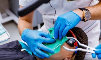 ЦЕНТР СОВРЕМЕННОЙ СТОМАТОЛОГИИ ДОКТОРА ЛОНШАКОВА на 50 Лет Октября