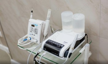 ЦЕНТР СОВРЕМЕННОЙ СТОМАТОЛОГИИ ДОКТОРА ЛОНШАКОВА на 50 Лет Октября