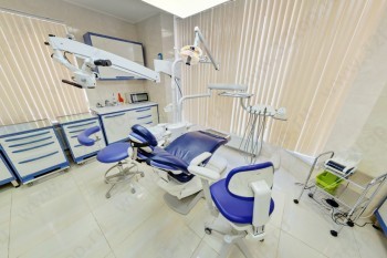 Стоматологическая клиника ЦЕНТР ДЕНТАЛЬНОЙ ИМПЛАНТАЦИИ АТЛАНТ