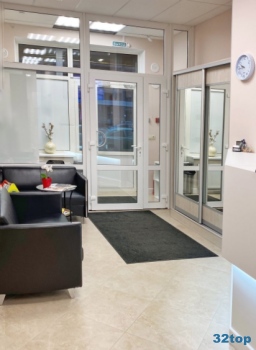 Центр стоматологии и имплантации ЯКОБ АРТ на Шувалова