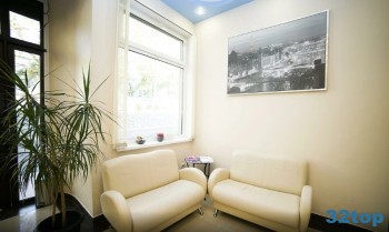 Стоматологическая клиника АЛЮКССТОМ