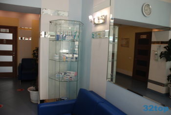 ОБЛАСТНОЙ ЦЕНТР ИМПЛАНТОЛОГИИ И ПРОТЕЗИРОВАНИЯ м. Площадь 1905 года