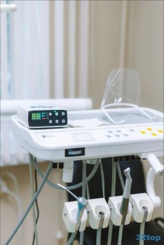 Стоматологический кабинет СТОМАТОЛОГ