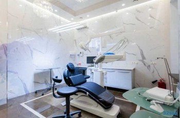 Стоматология LITE CLINIC (ЛАЙТ КЛИНИК) на Яна Полуяна