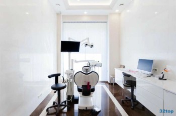 Стоматология LITE CLINIC (ЛАЙТ КЛИНИК) на Яна Полуяна