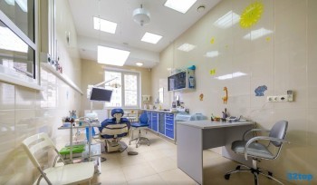 Стоматологический центр ДАЛИ в мкр. 18, корп. 1801