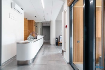 Стоматологическая клиника HOUSTON (ХЬЮСТОН) м. Площадь Восстания