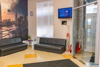 Сеть стоматологических клиник ФАКТОР УЛЫБКИ на Варшавской