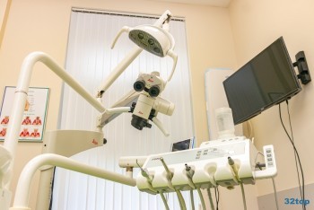 Сеть стоматологических клиник ФАКТОР УЛЫБКИ на Варшавской