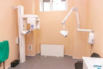 Сеть стоматологических клиник ФАКТОР УЛЫБКИ на Варшавской