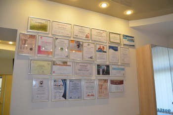 Сеть стоматологических клиник ФАКТОР УЛЫБКИ на Коломяжском