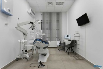 Студия эстетической стоматологии ДВА ДАНТИСТА м. Московская