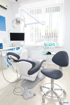 Стоматологическая клиника ДОКТОР КРИШТАЛЬ КЛИНИК (DR. KRISHTAL CLINIC) м. Гражданский проспект