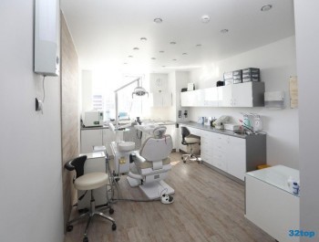 Стоматологическая клиника DR FROLOV (ДОКТОР ФРОЛОВ)