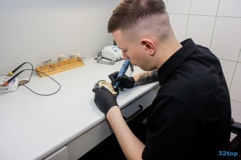 Стоматологическая клиника DAVA DENTAL CLINIC (ДАВА ДЕНТАЛ КЛИНИК) на Тургенева