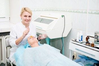 ВРАЧЕБНО-КОСМЕТОЛОГИЧЕСКАЯ ЛЕЧЕБНИЦА