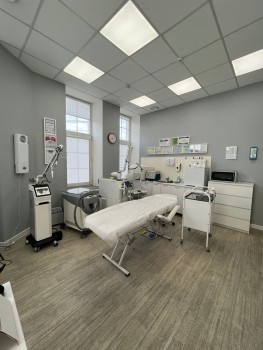 Центр лазерной косметологии ЛАЗЕР КЛИНИК