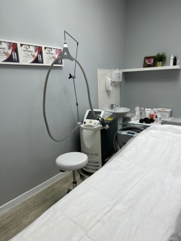 Центр лазерной косметологии ЛАЗЕР КЛИНИК