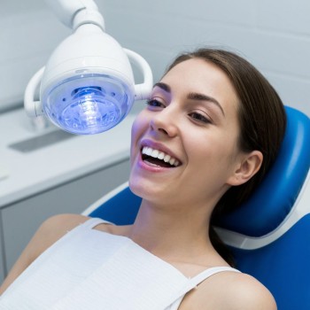 Отбеливание зубов ЗУМ 4 (ZOOM 4) за 35000 руб.