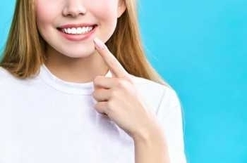 Отбеливание Amazing White за 8600 рублей!