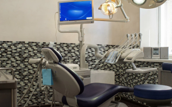 Сеть стоматологических клиник ЛИДЕРСТОМ м. Войковская