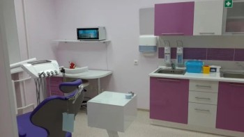 Стоматология ДЕЛЬТА-СТОМ на Холодильной