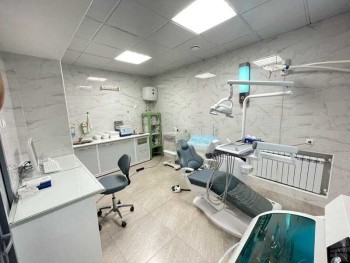 Клиника СТОМАТОЛОГ И Я