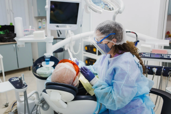 Стоматология ЭМИДЕНТ на Бакалинской