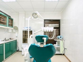 Стоматологическая клиника СТОМАТОЛОГ РЯДОМ на Кутузовской