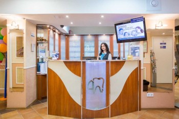 Сеть стоматологических клиник НОВДЕНТА на Людогоща