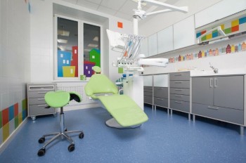 Стоматология СВЕТОФОР м. Гражданский проспект