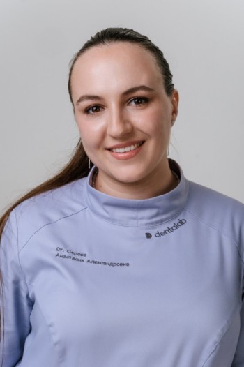 Серова (Мезенцева) Анастасия Александровна - фотография