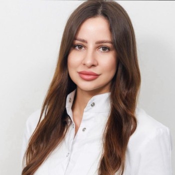 Безганс (Любимова) Екатерина Рустамовна